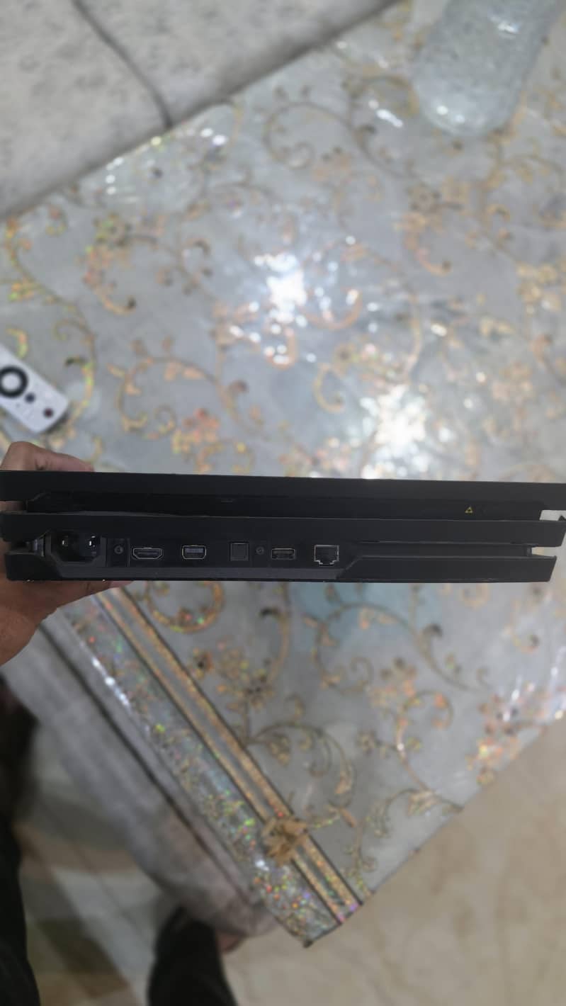 PlayStation 4 pro 2