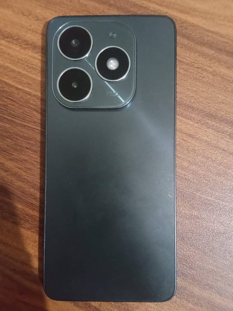 Tecno Spark 20 1