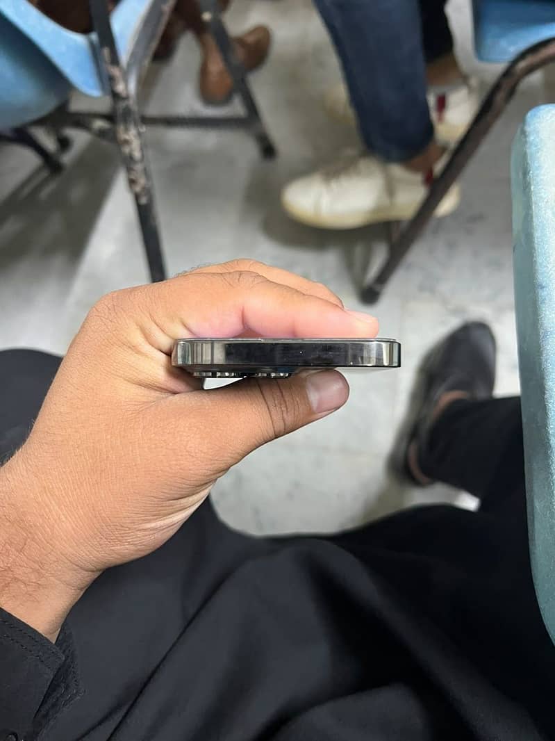 iPhone 13 Pro 1