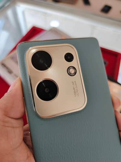 infinix zero 30 16GB 256GB okay new condition 10 beta 10 water pack
