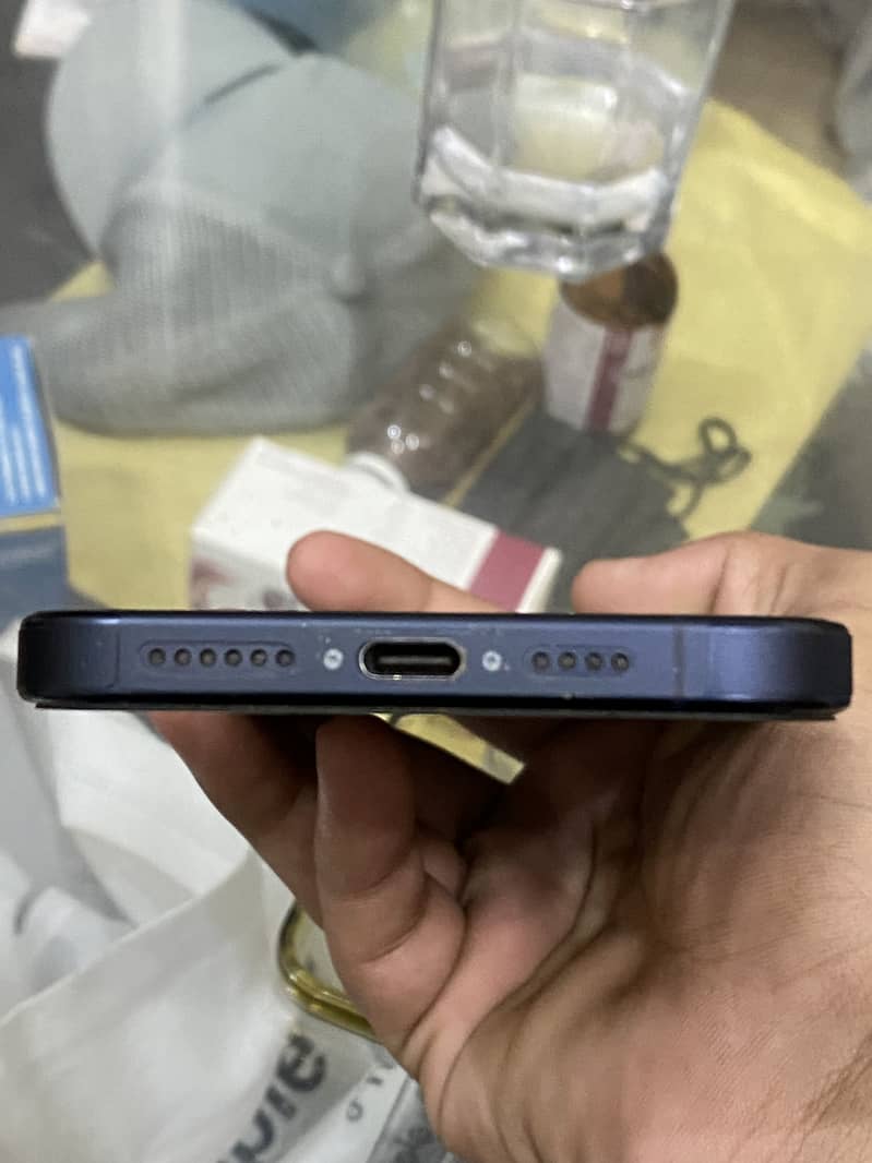 Apple iPhone 15 Pro Max 7