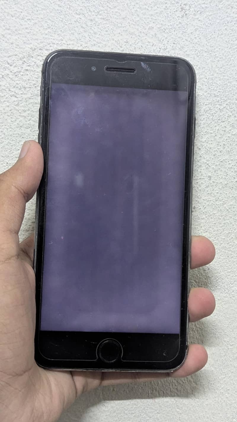 Apple iPhone 7 Plus 1