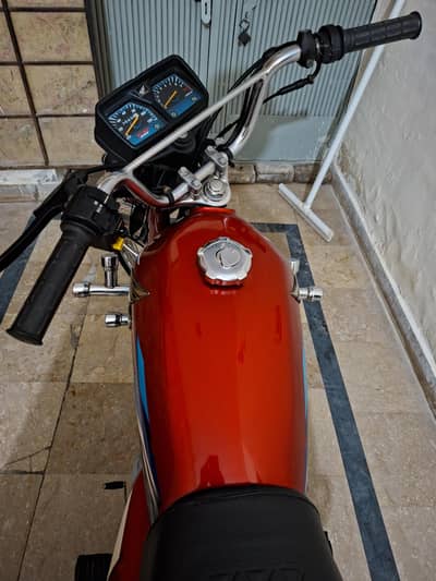 CG 125