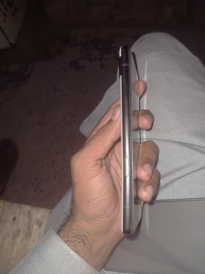 Google Pixel 6a 1