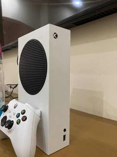 Xbox series S 512GB condition 10/10