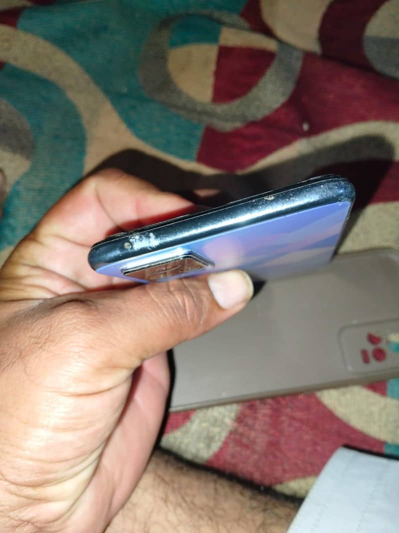 Vivo V21e 3
