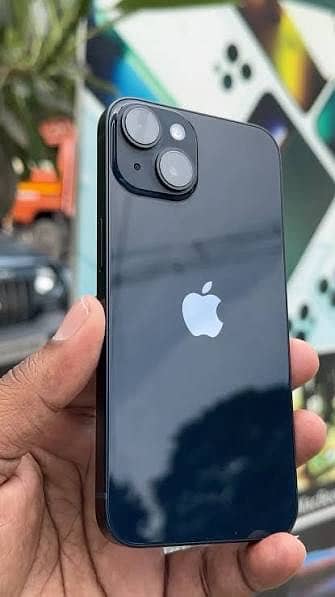 Apple iPhone 14 3