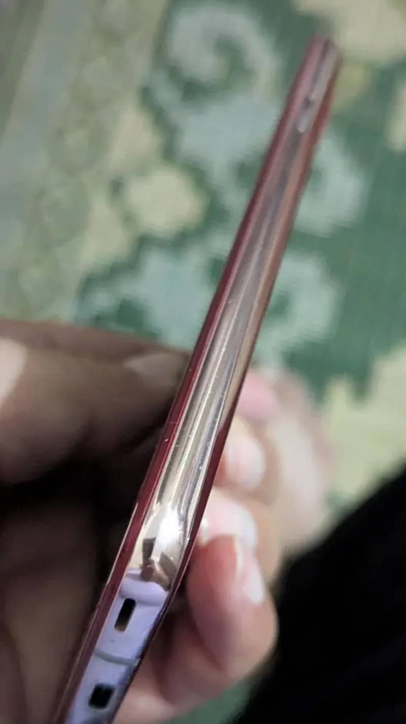 Sharp Aquos R2 2