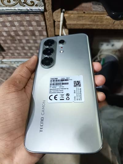 Camon 50 Pro | 8+8 256GB | Titanium | 9.8/10 | Complete Box