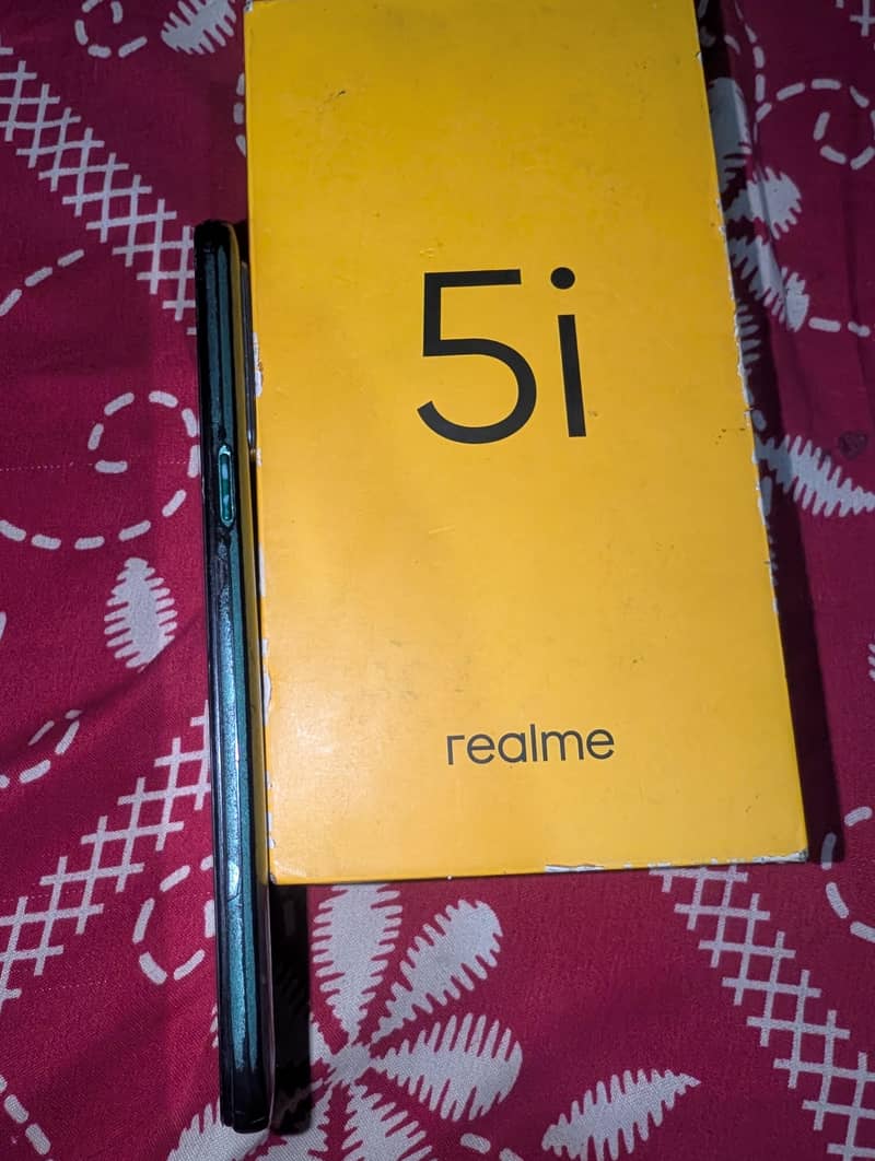 Realme 5i 6