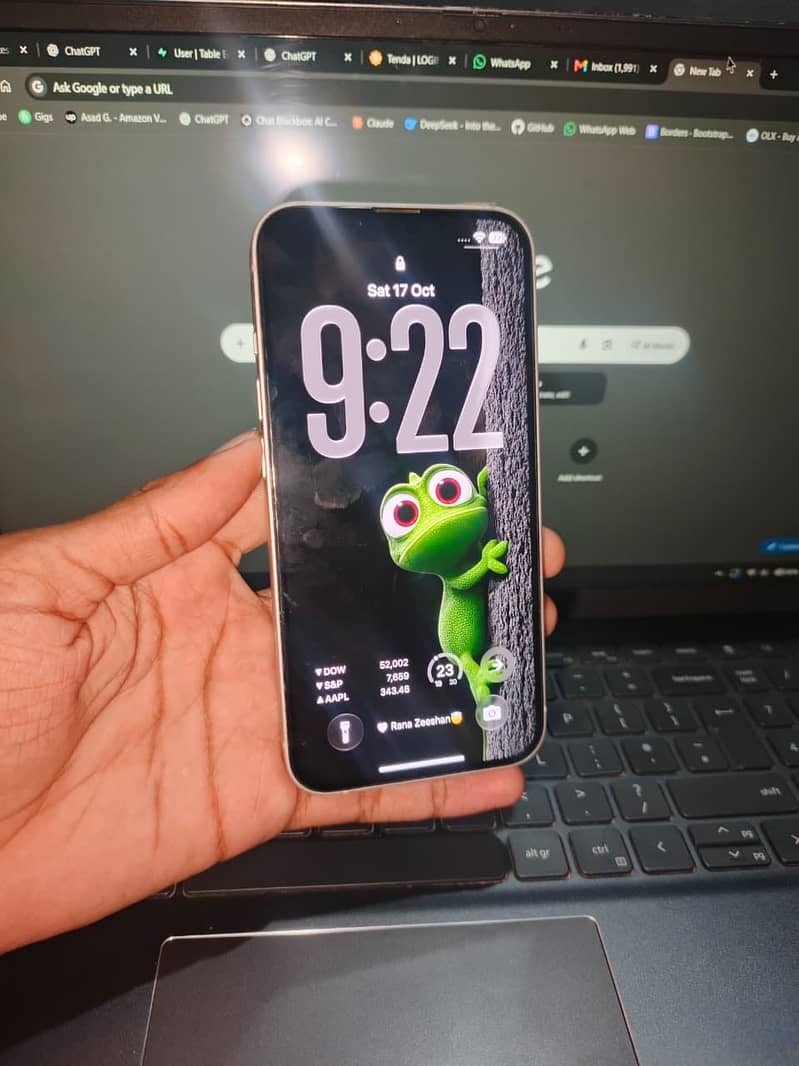 Apple iPhone 13 2