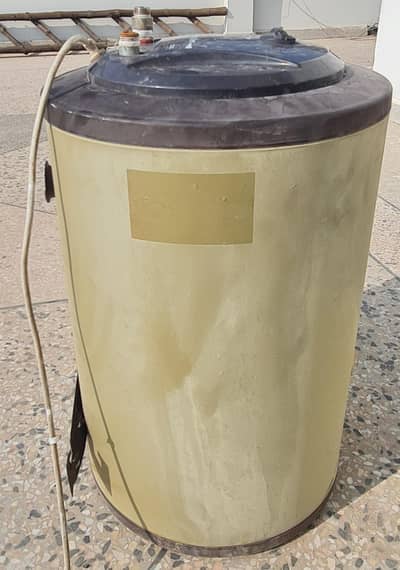 Golden Fuji instant electric geyser 6 Liter