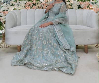 Ice Blue Maxi 10/10