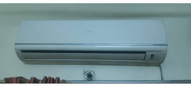 Hair Split AC