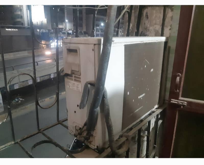 Hair Split AC 2