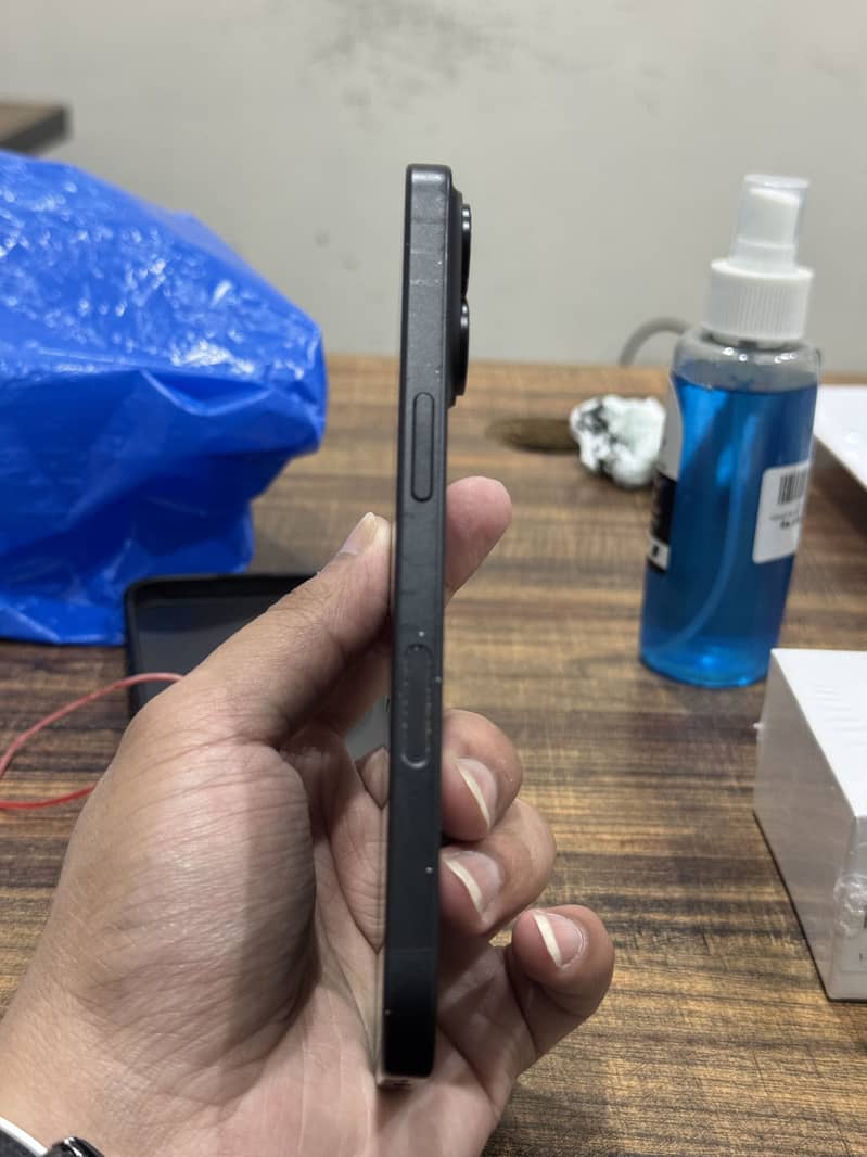 Apple iPhone 16 jv 2