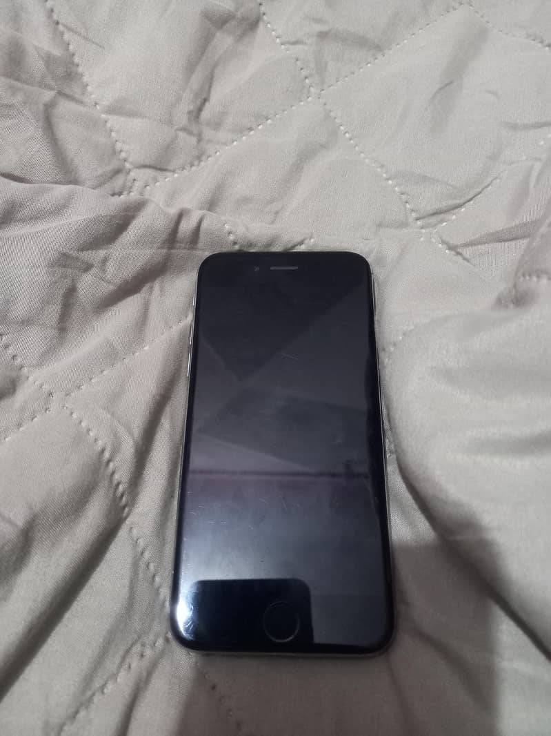 Apple iPhone 6 2