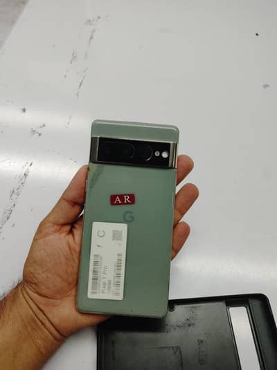 Google Pixel 7 Pro minor dot 10/10 condition 100% original
