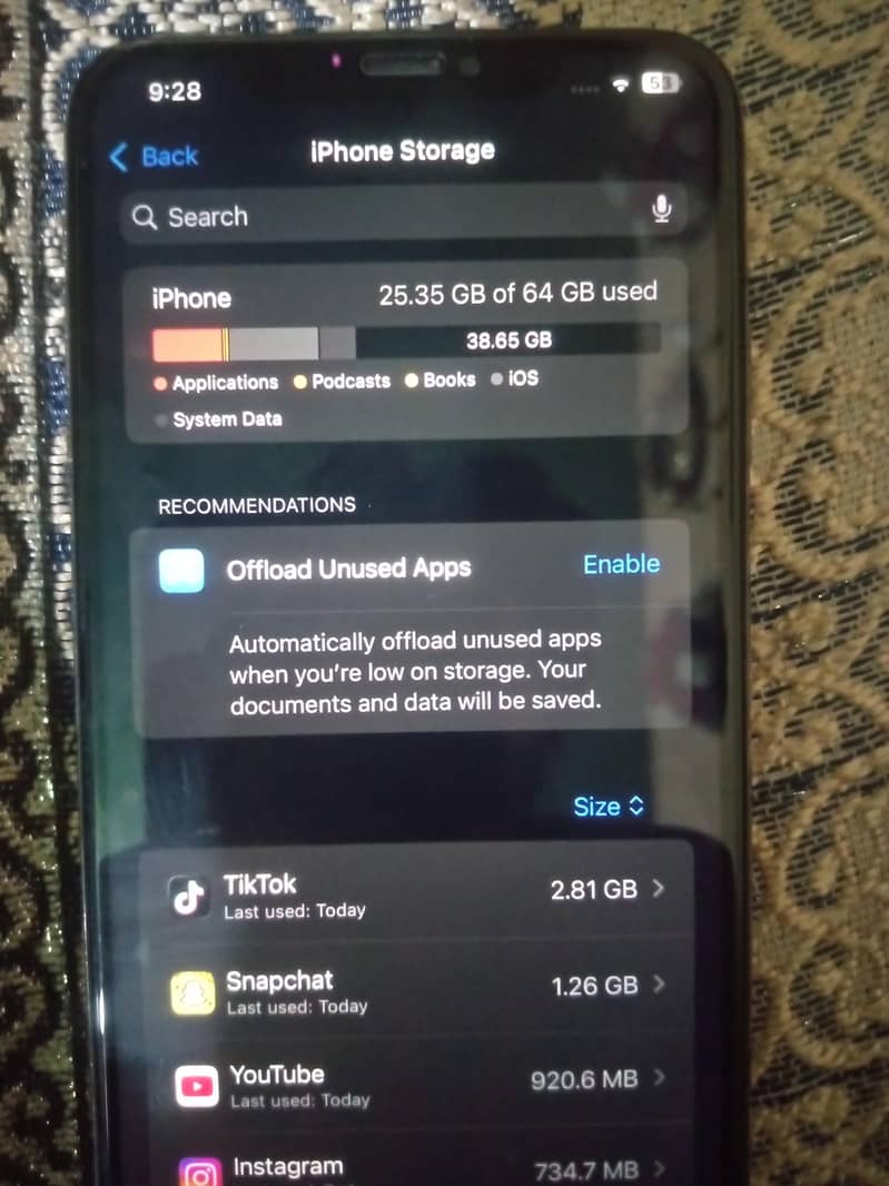 Apple iPhone XS Max 4
