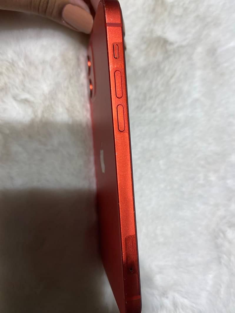 Apple iPhone 12 6