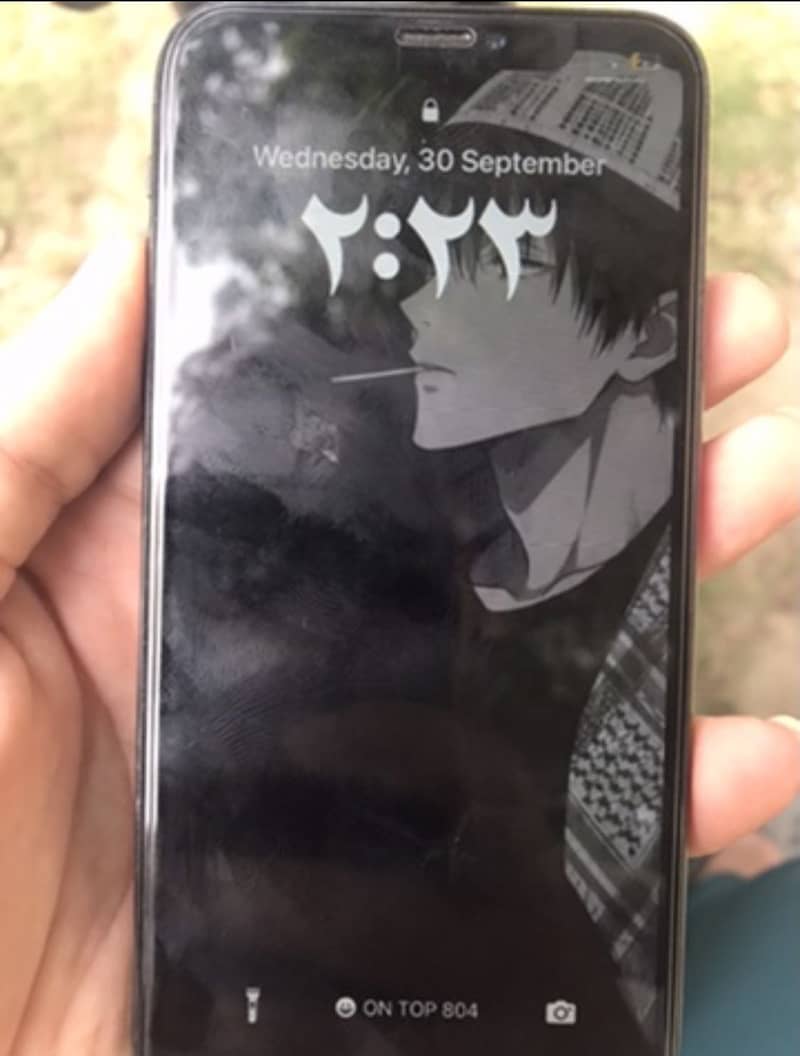 iPhone X 4