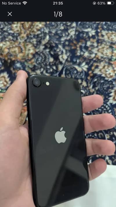 Apple iPhone SE