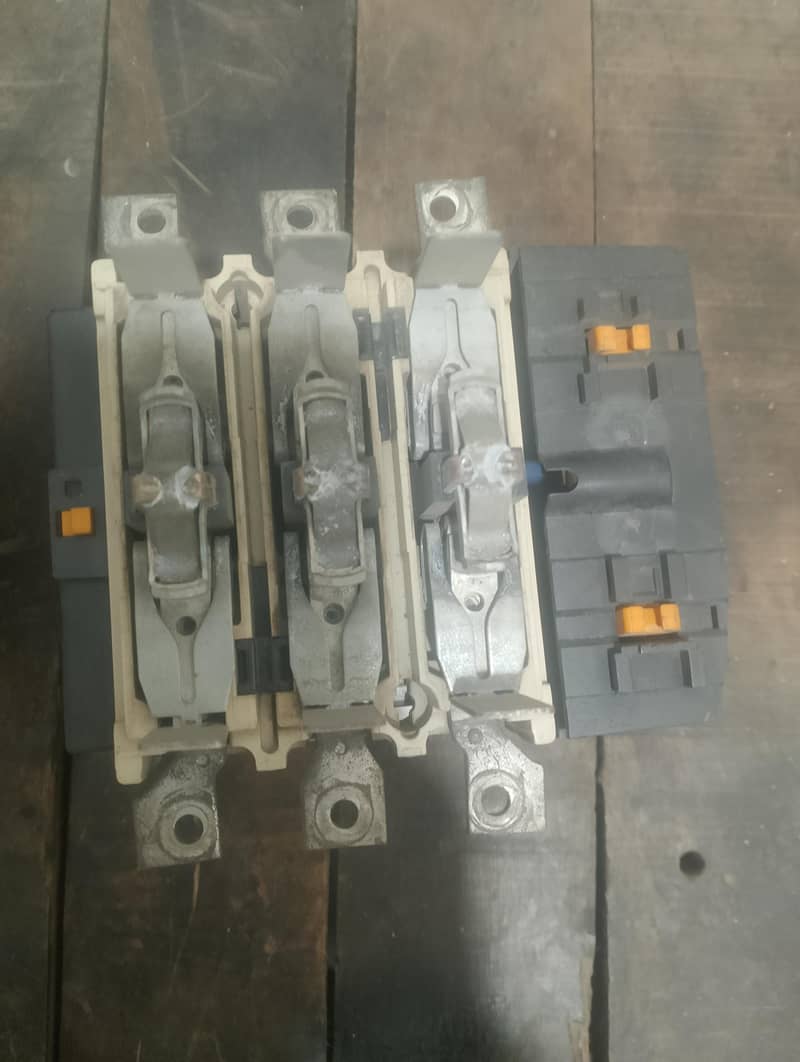 magnit contactor 7