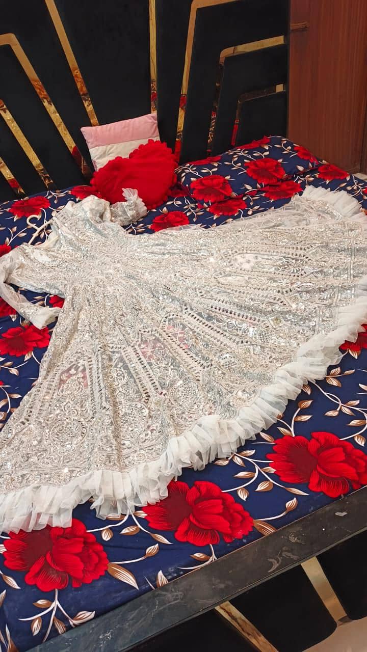 Maxi. . . 5