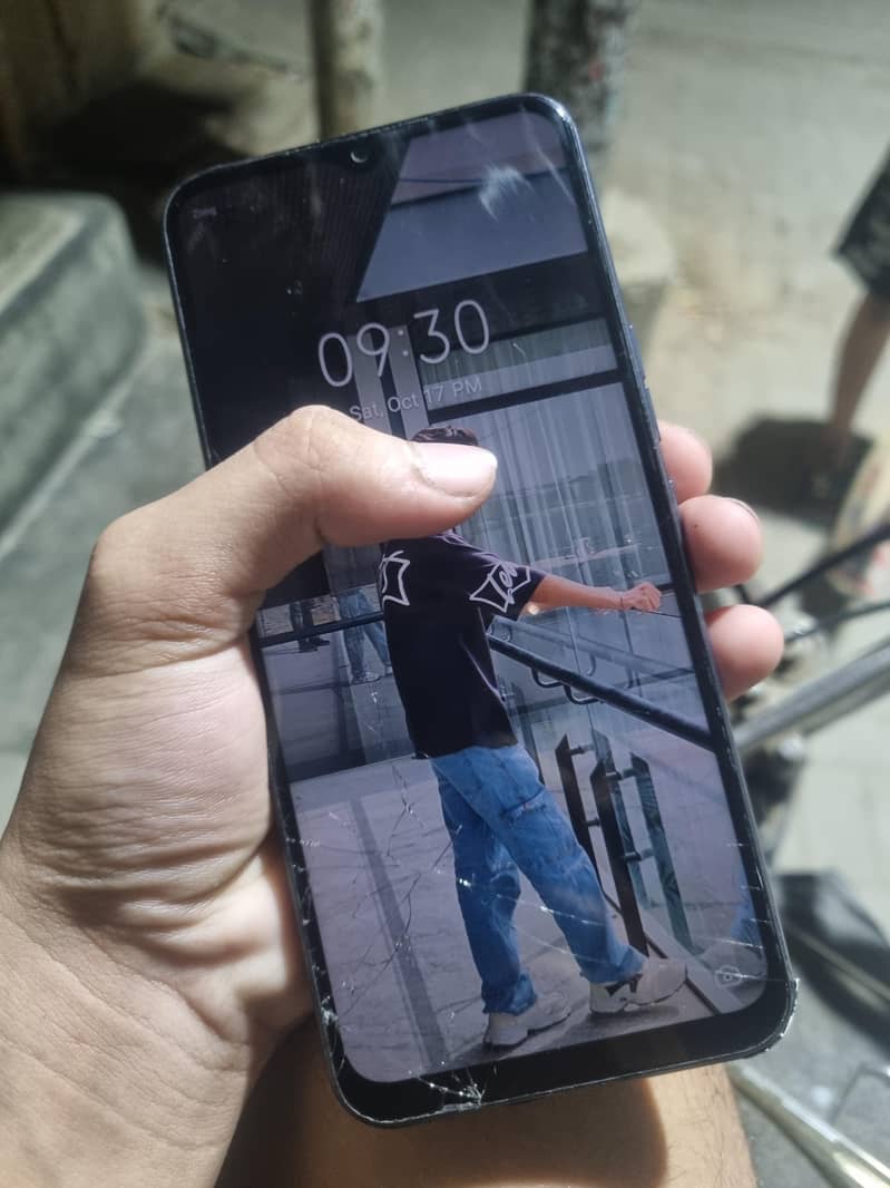 Tecno Spark 8C 2