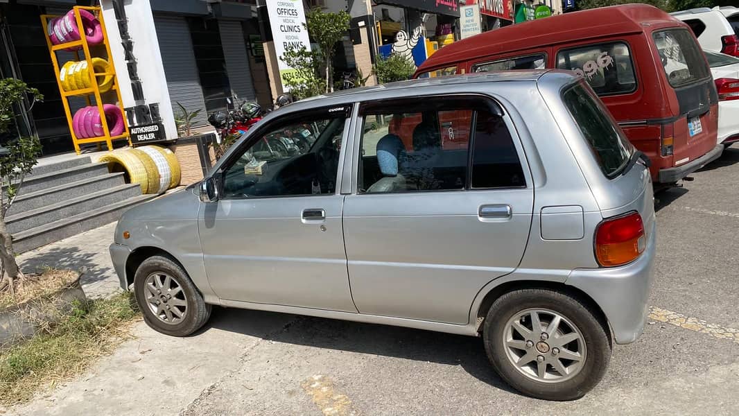 Daihatsu Cuore 2010 - Cars - 1120577465