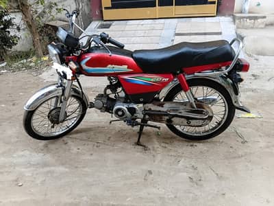 Honda CD70 Bike for sale 2015
