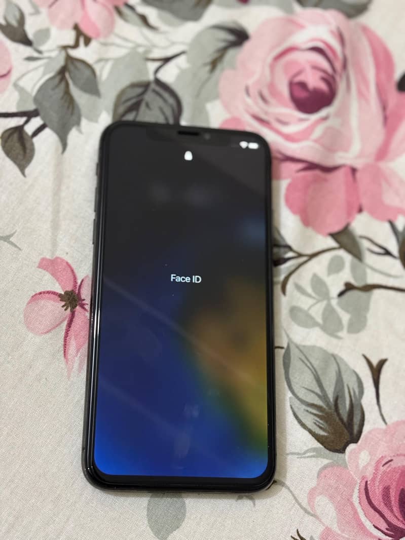 Apple iPhone X 3