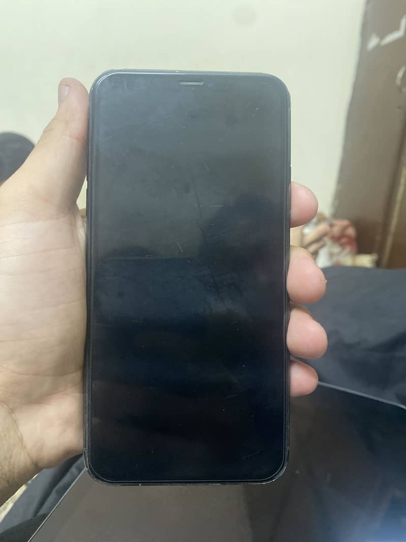 Apple iPhone 11 Pro Max 1
