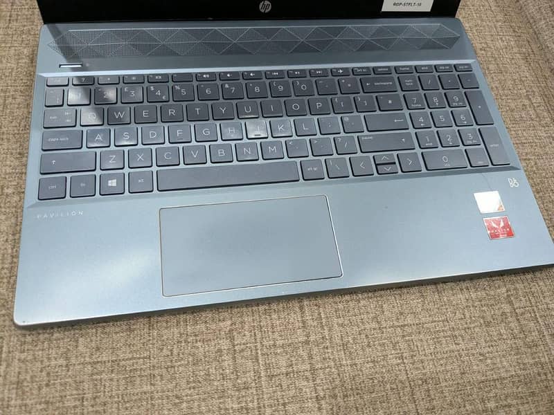 HP laptop 9