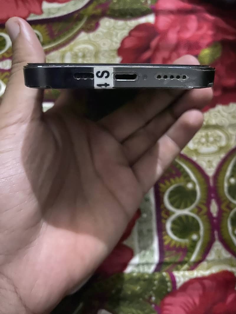 Apple iPhone 12 Pro 3