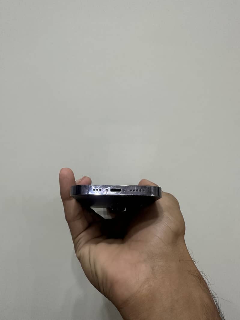 Apple iPhone 14 Pro 3