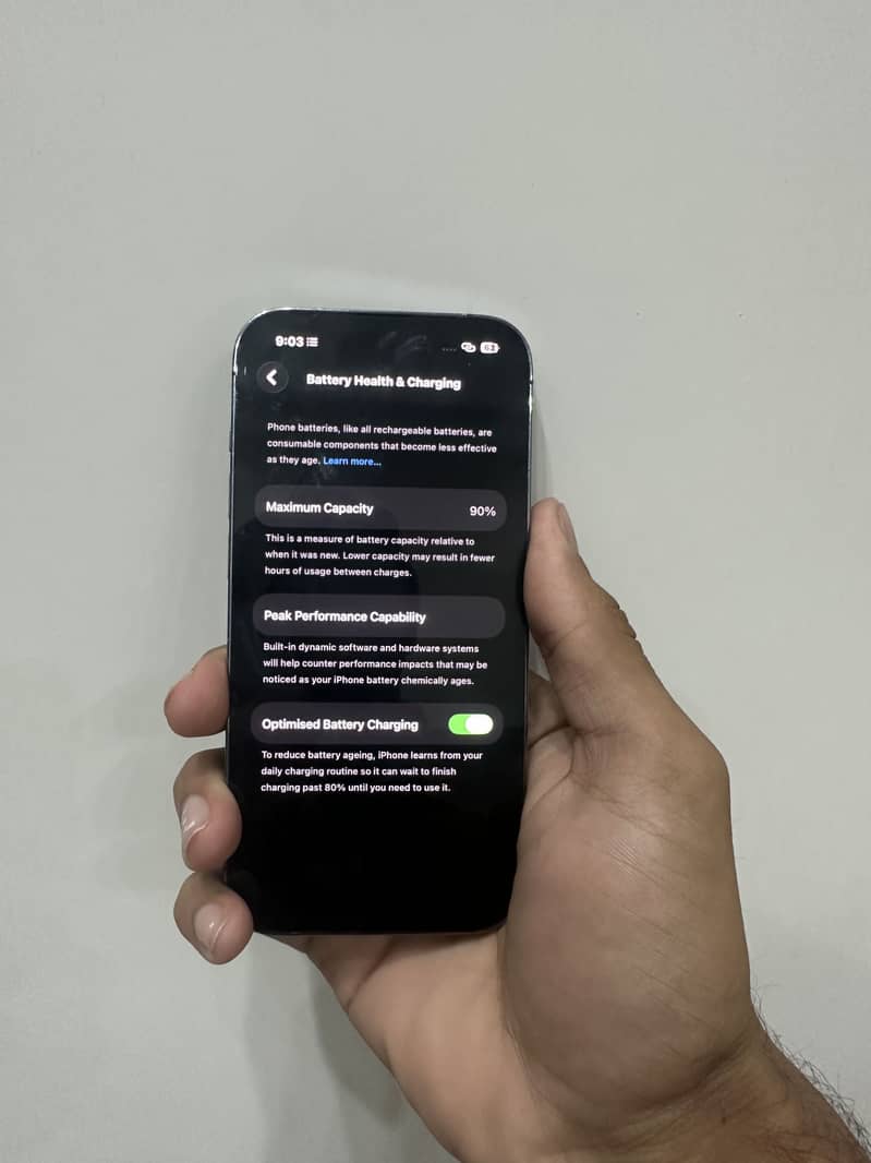 Apple iPhone 14 Pro 1