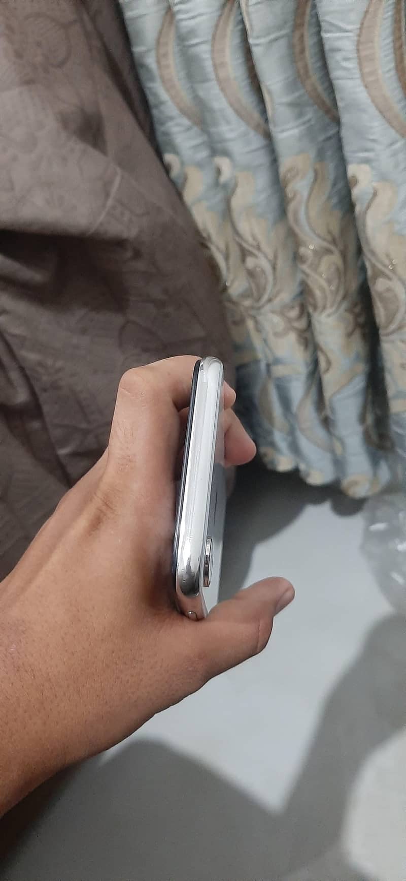 Apple iPhone X 4