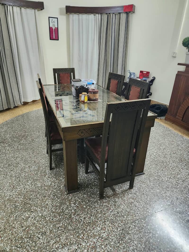 Dining Table 6 seats 1