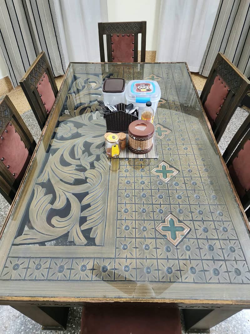 Dining Table 6 seats 2