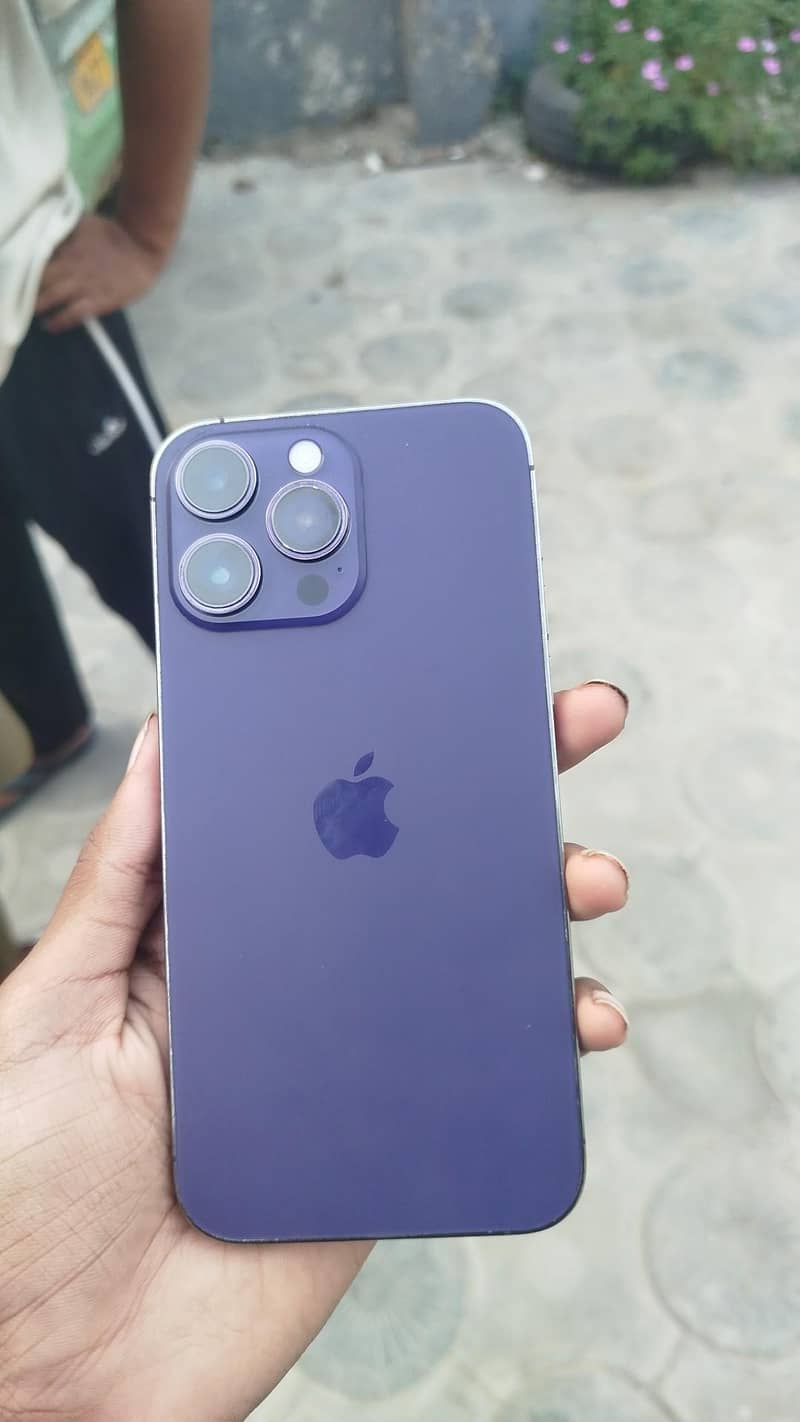 Apple iPhone 14 pro max 0