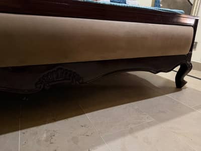 Diyar wood bed for sale slightly used