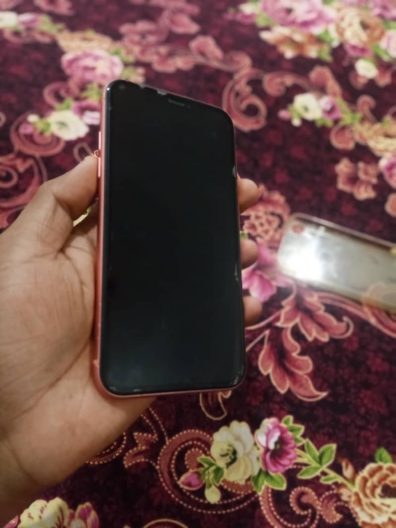 Apple iPhone XR 2