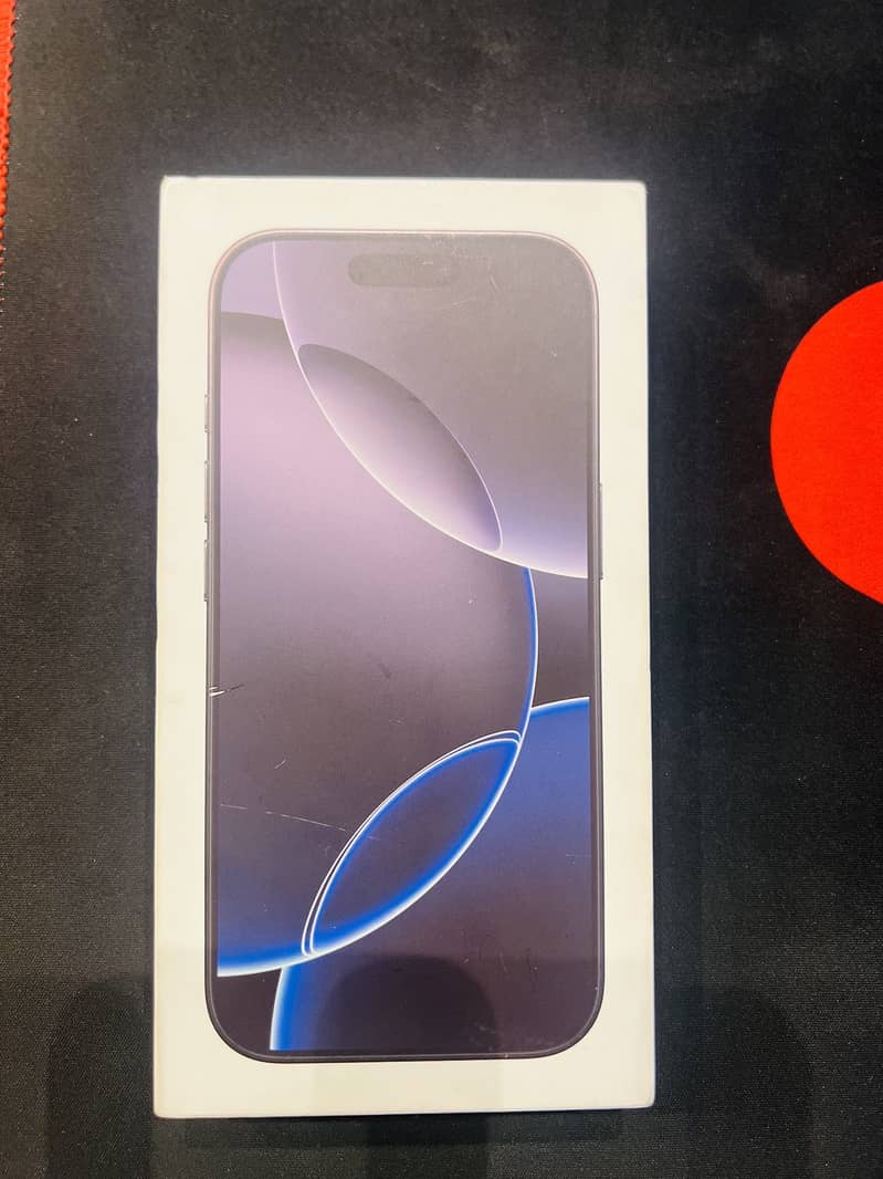 Apple iPhone 16 Pro 0