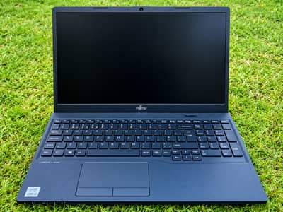 Fujitsu Core i5(10th Generation) 8GB/128GB SSD