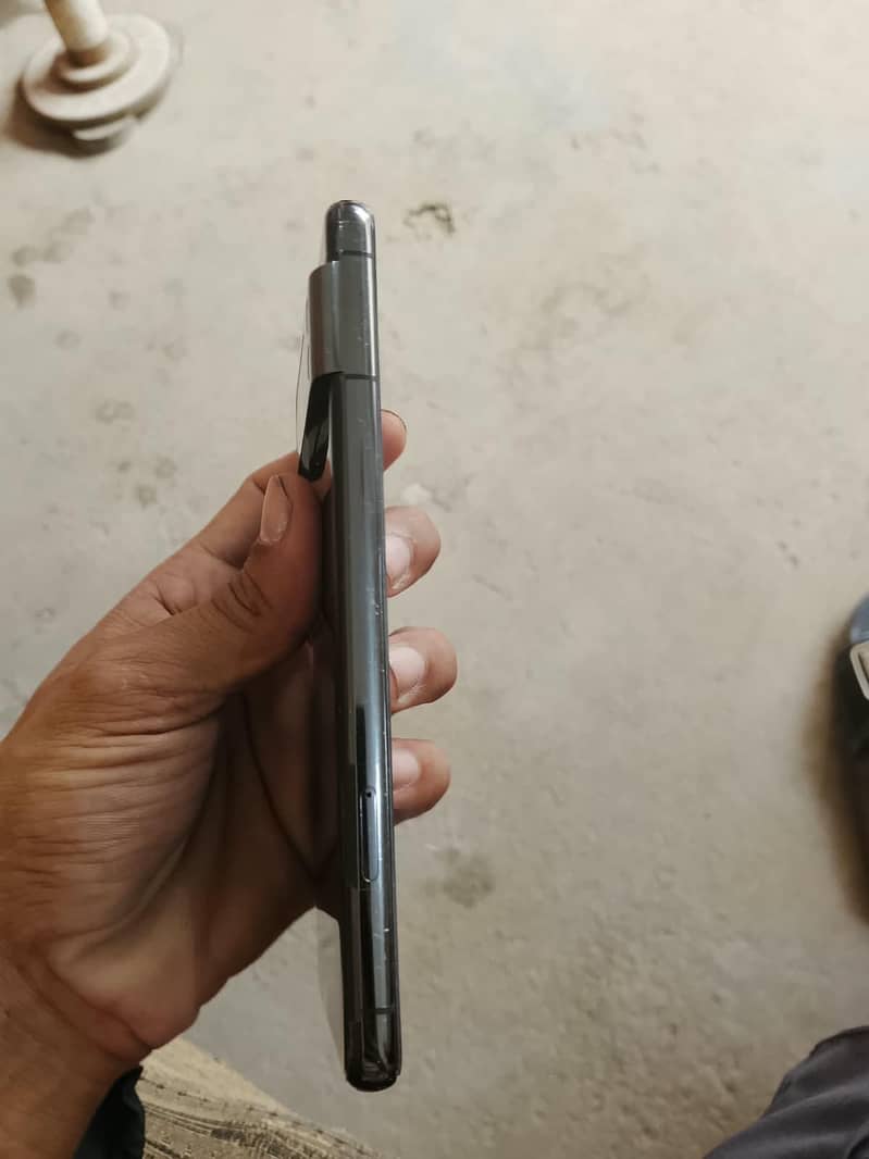 Google Pixel 8 Pro 4