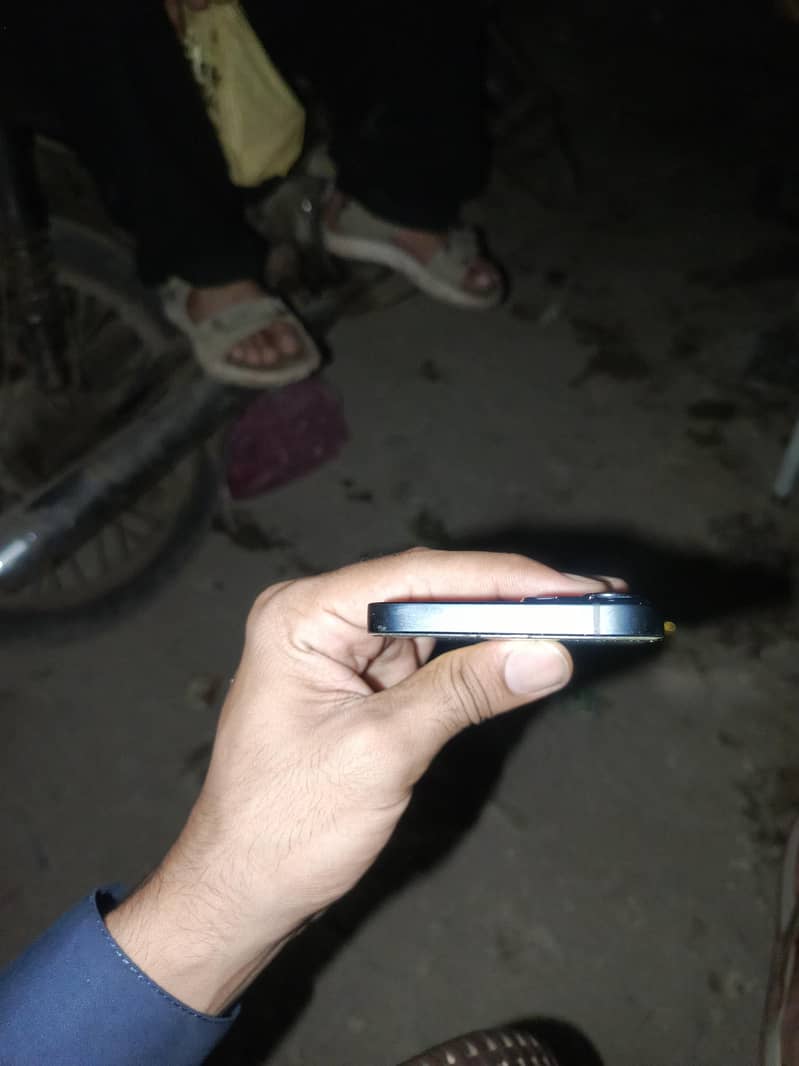 iphone13 4