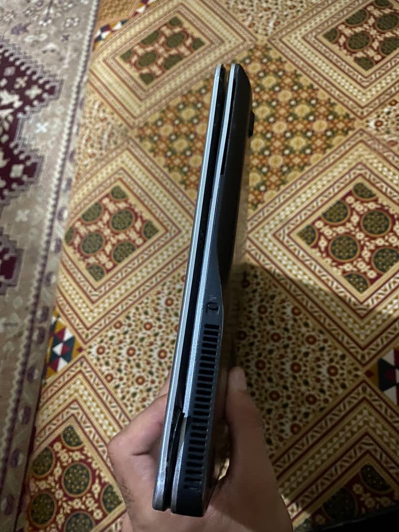 Dell Model 7240 6