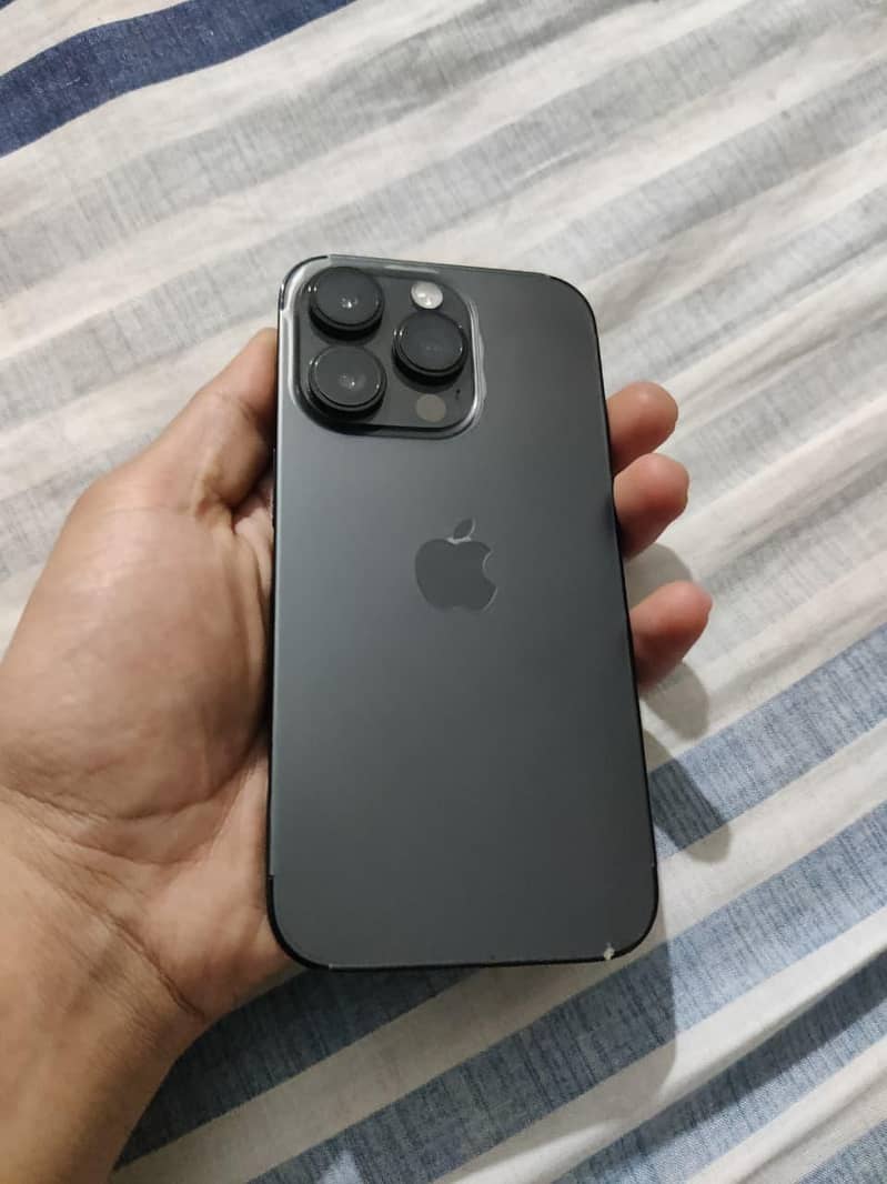 Apple iPhone 14 Pro 0