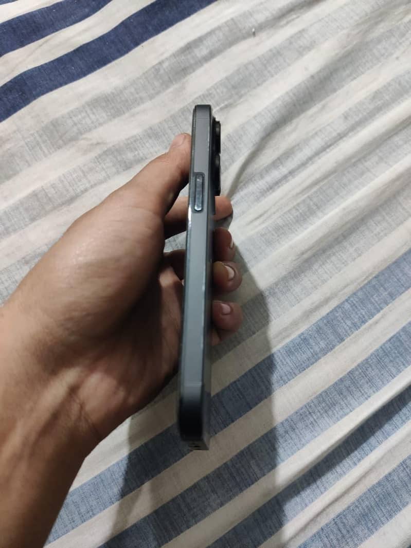 Apple iPhone 14 Pro 1